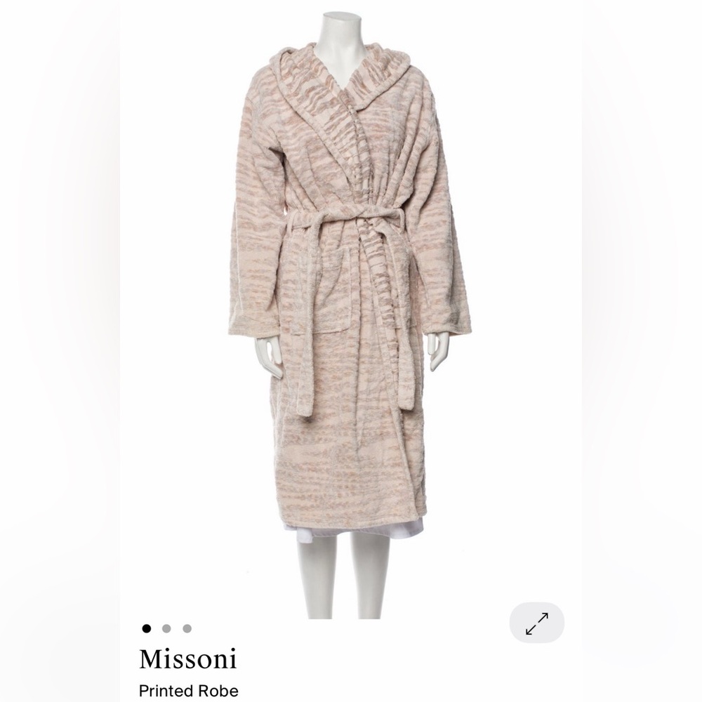 Missoni Women's Plush Beige-Taupe Robe with Belt